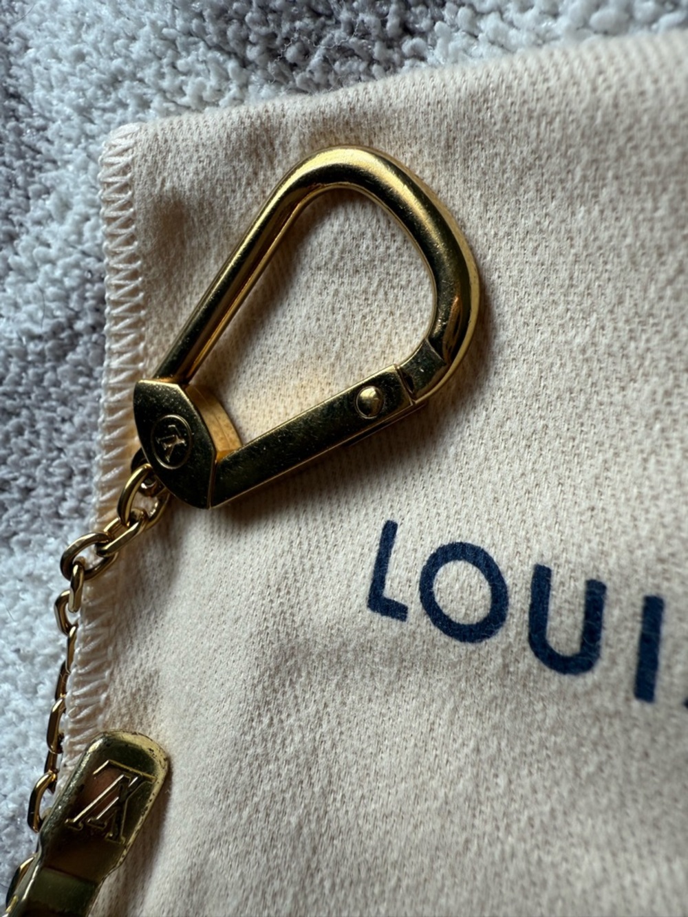 Louis Vuitton Monogram Key Pouch in Brown & Gold Hardware - Picture 3 of 12
